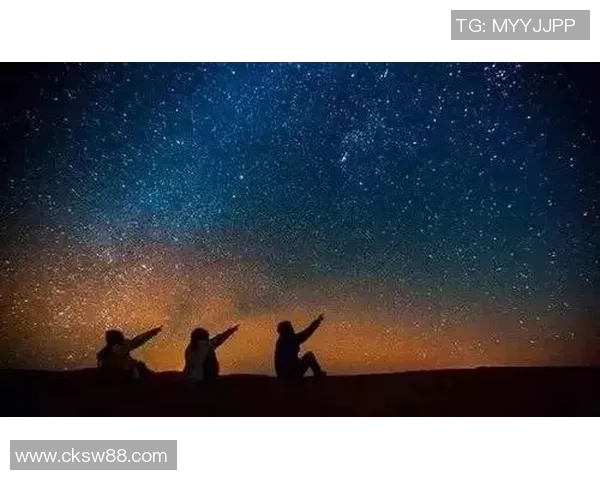 当红女星与足球巨星的浪漫交织在璀璨星空下的爱情故事 当红女星与足球巨星的浪漫交织在璀璨星空下的爱情故事