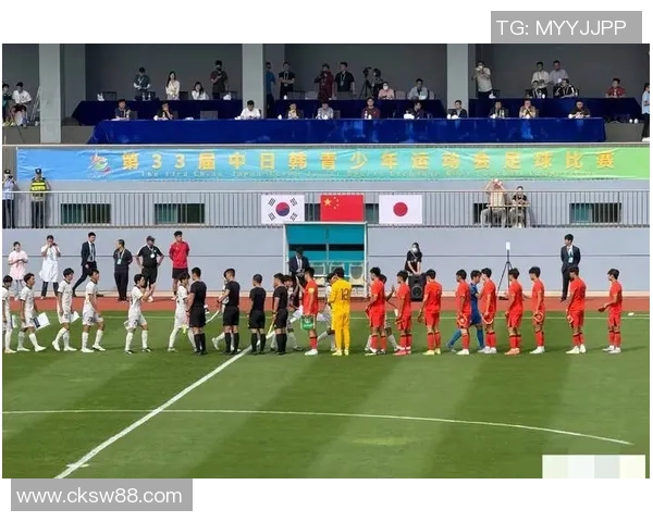 南京足球队在全国速度排行榜中荣登第十名展现出强劲实力与潜力 南京足球队在全国速度排行榜中荣登第十名展现出强劲实力与潜力