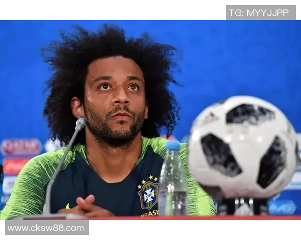 探索足球明星的魅力发型谁的造型最吸引眼球与众不同 探索足球明星的魅力发型谁的造型最吸引眼球与众不同